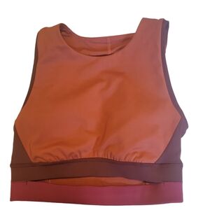 Lululemon High-Neck Square-Back Train Bra *Medium Support, B/C Cup Online Only |